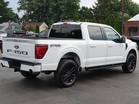 Used 2024 Ford F150 Lariat AWD/4WD image 3