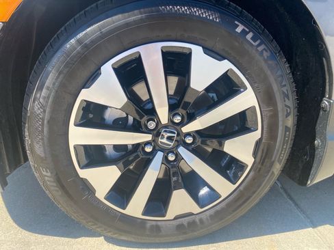 Certified 2026 Honda Odyssey EX-L image 31