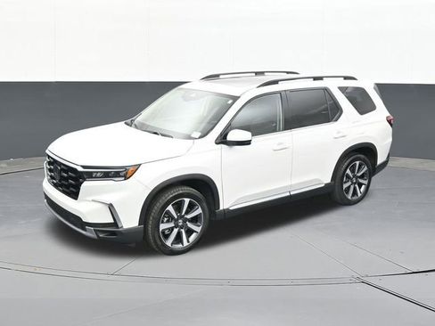 Used 2025 Honda Pilot Touring image 66