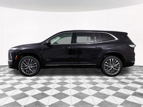 Used 2025 Buick Enclave Avenir w/ Super Cruise Package FWD image 10