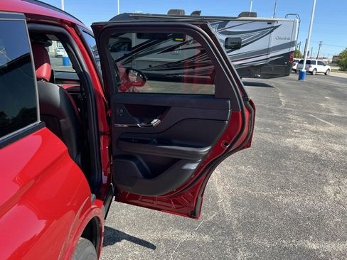 New 2025 Lincoln Corsair Reserve w/ Equipment Group 202A image 15