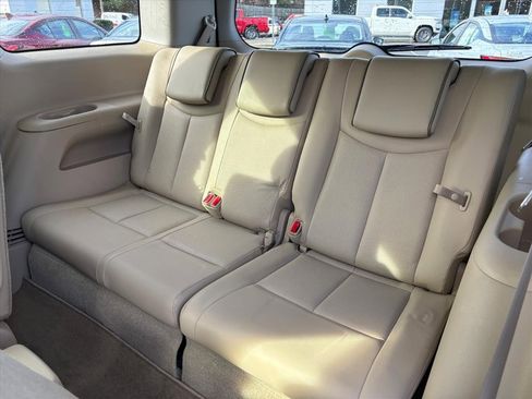 Used 2013 Nissan Quest SV w/ Leather Pkg image 18