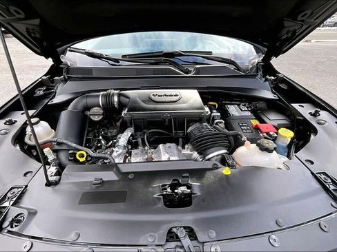 Used 2025 Jeep Compass Limited image 9