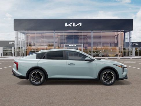 New 2026 Kia K4 EX FWD image 8