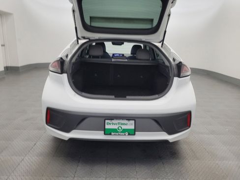 Used 2021 Hyundai Ioniq SEL FWD image 29