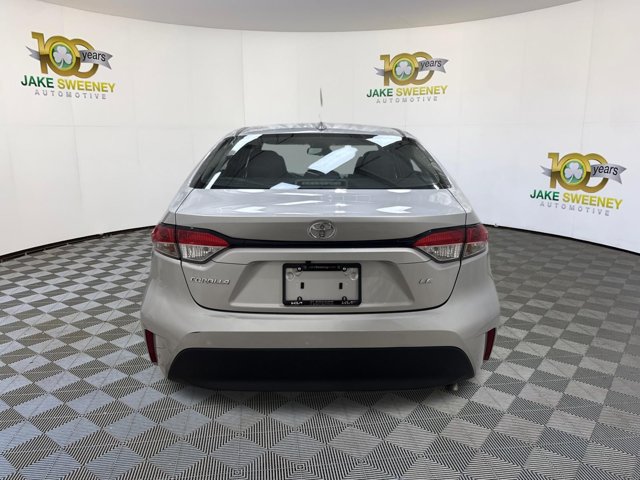 Used 2024 Toyota Corolla LE FWD image 9