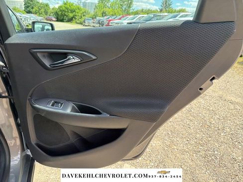 Used 2018 Chevrolet Malibu LT FWD image 19