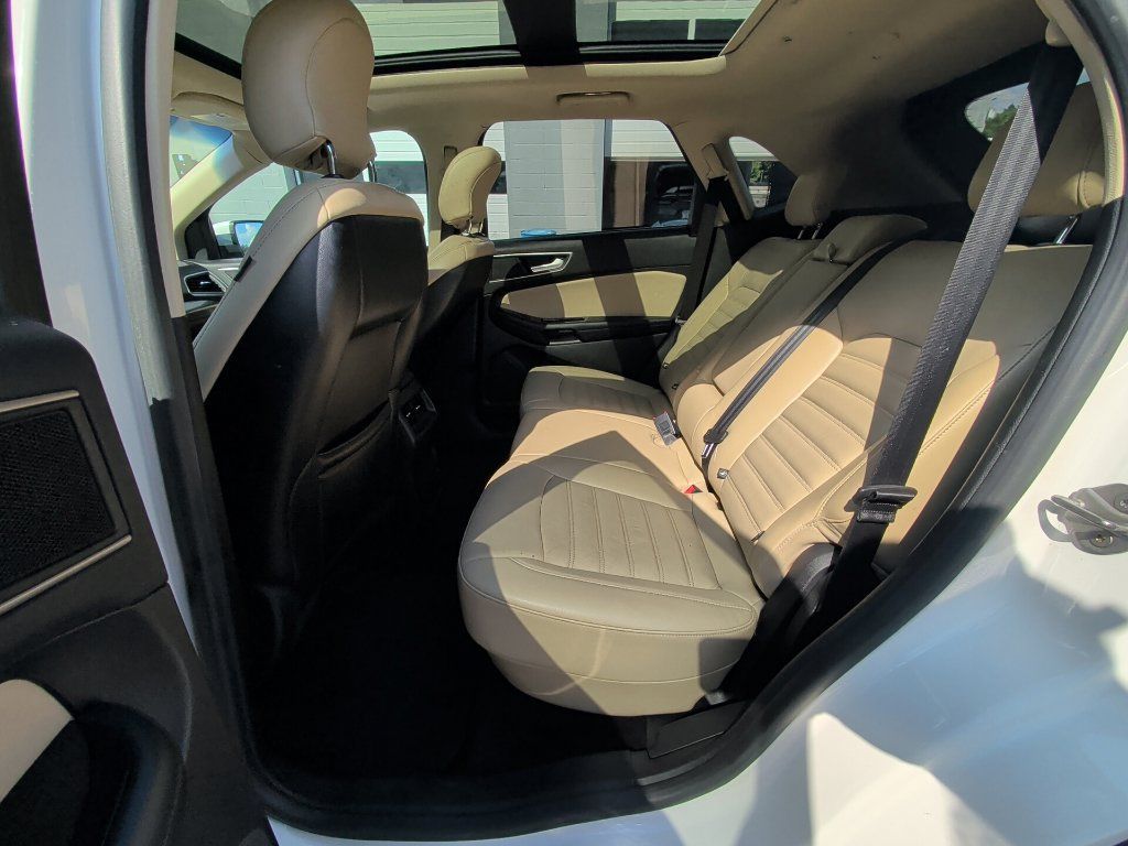 Used 2017 Ford Edge SEL w/ Equipment Group 201A AWD/4WD image 13