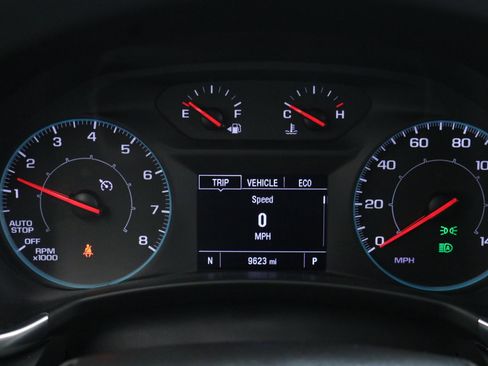 Used 2024 Chevrolet Equinox LS image 18