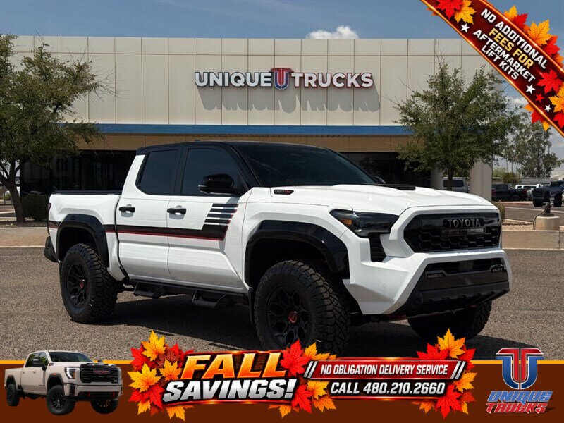Used 2025 Toyota Tacoma TRD Pro AWD/4WD image 5