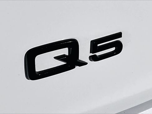 Used 2023 Audi Q5 2.0T Premium Plus w/ Premium Plus Package image 29