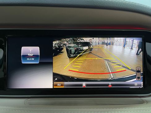 Used 2015 Mercedes-Benz S 550 4MATIC Sedan image 11