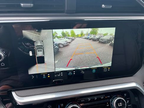 Used 2023 GMC Sierra 1500 Denali w/ Denali Reserve Package AWD/4WD image 33