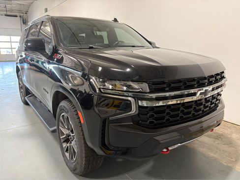 Used 2021 Chevrolet Tahoe Z71 w/ Z71 Off-Road Package AWD/4WD image 5