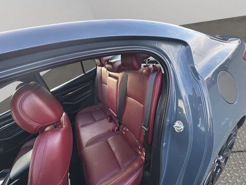 Used 2023 MAZDA MAZDA3 s image 27