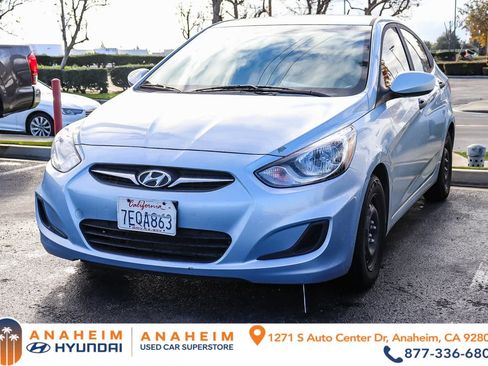 Used 2013 Hyundai Accent GLS image 1