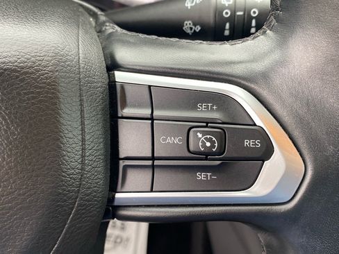 Used 2022 Jeep Compass Latitude image 19