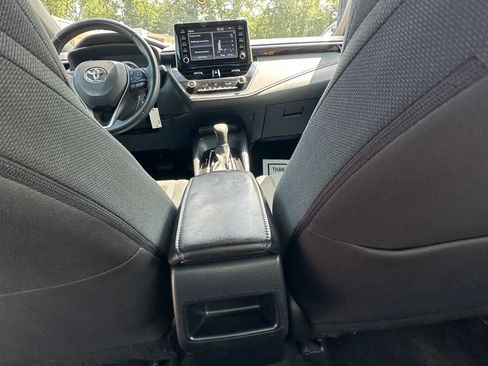 Used 2020 Toyota Corolla SE FWD image 25
