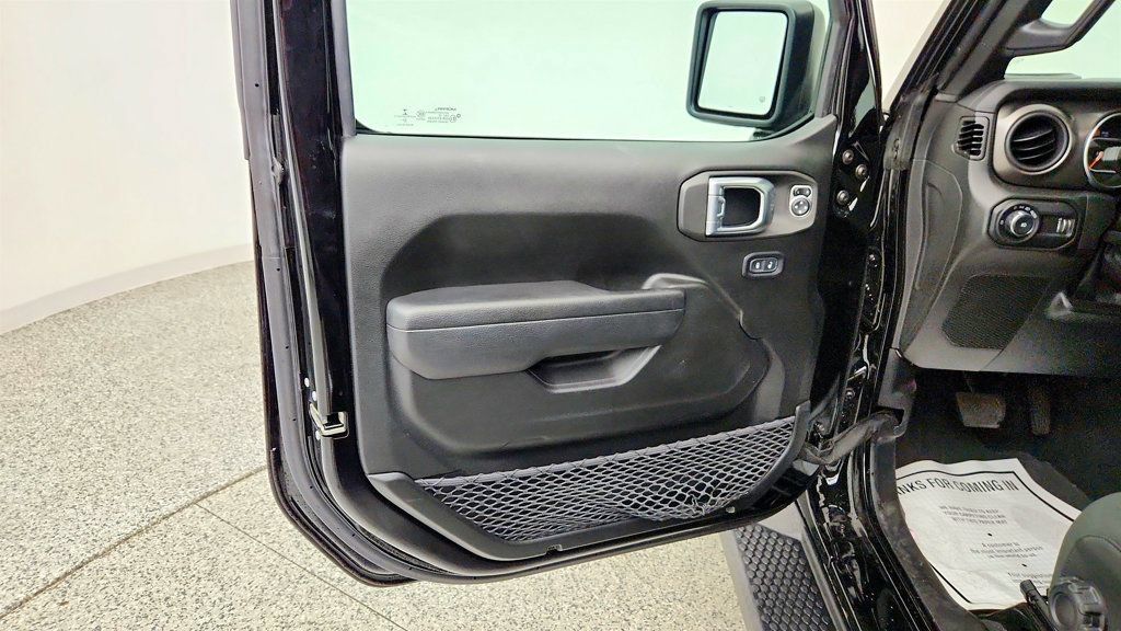 Used 2023 Jeep Wrangler Unlimited Sport AWD/4WD image 11
