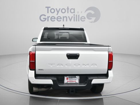 Used 2024 Toyota Tacoma SR5 w/ SR5 Upgrade Package RWD image 12
