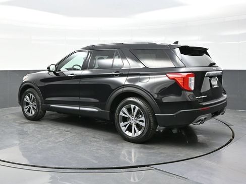 Used 2020 Ford Explorer Platinum w/ Premium Technology Package AWD/4WD image 4