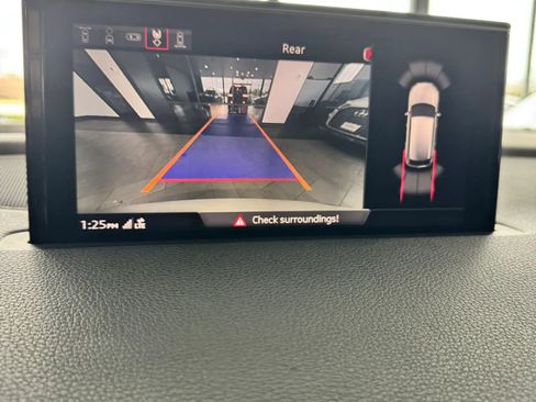 Used 2017 Audi Q7 3.0T Prestige image 33