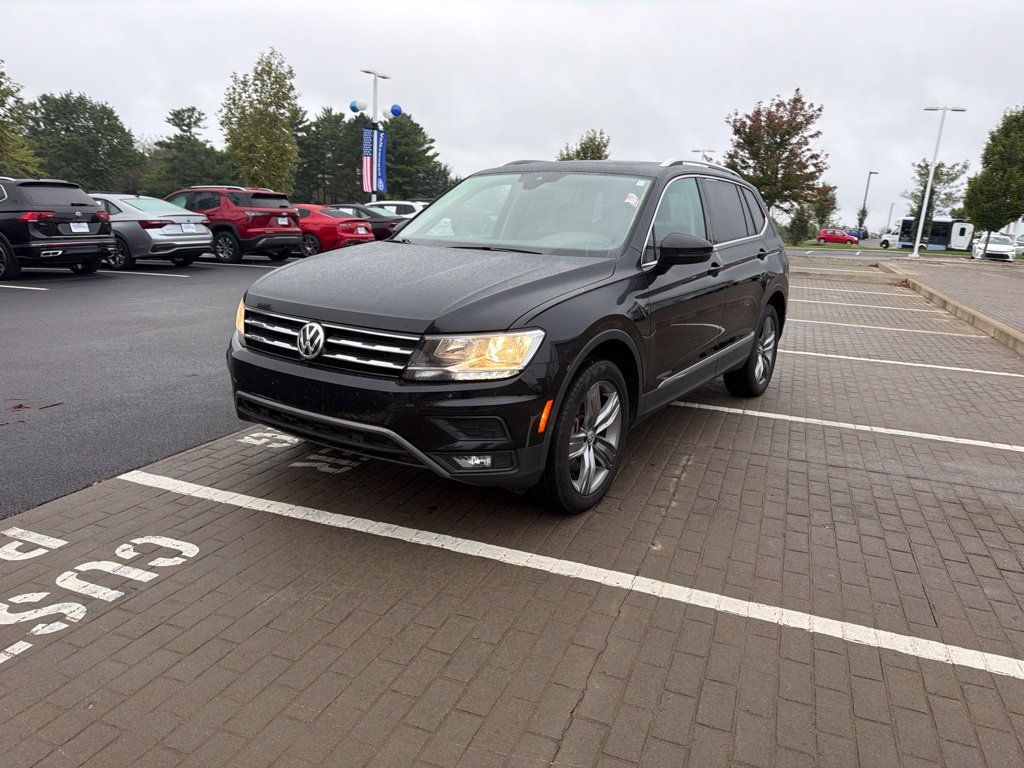 Used 2021 Volkswagen Tiguan SEL AWD/4WD image 25