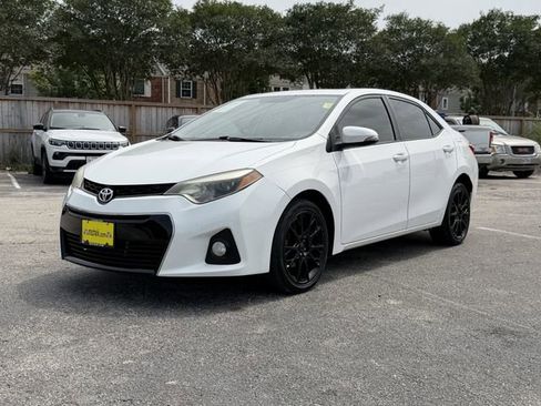 Used 2016 Toyota Corolla S Special Edition FWD image 4