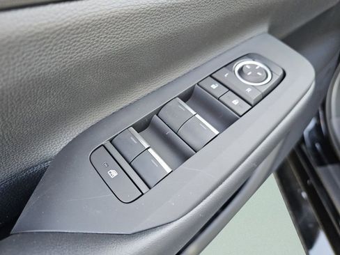 New 2026 Toyota Prius Plug-In Hybrid FWD image 27