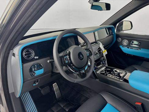 New 2026 Rolls-Royce Cullinan AWD/4WD image 11