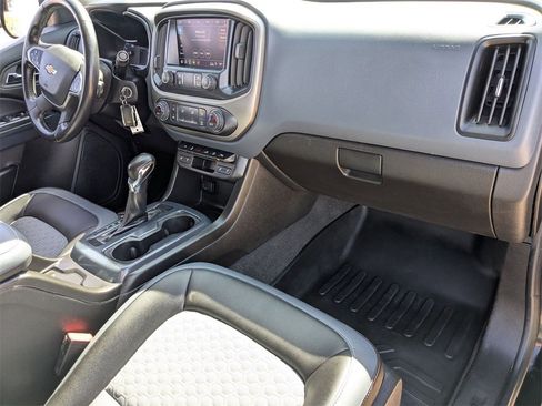 Used 2022 Chevrolet Colorado Z71 image 21