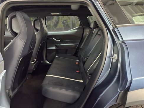 Used 2023 Fisker Ocean One AWD/4WD image 10