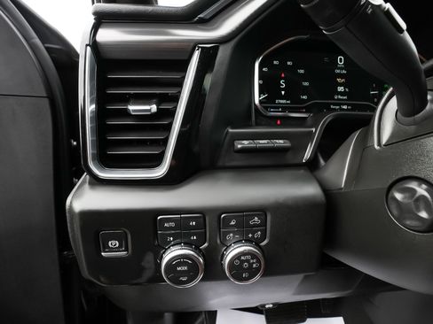 Used 2025 GMC Sierra 1500 Denali Ultimate AWD/4WD image 18