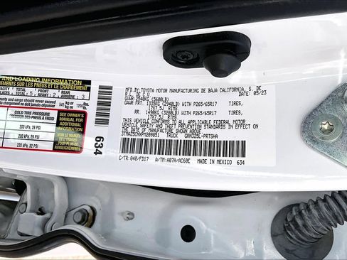 Used 2023 Toyota Tacoma TRD Sport w/ Technology Package image 34