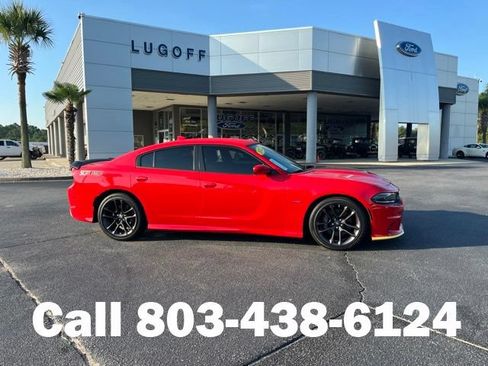 Used 2022 Dodge Charger Scat Pack RWD image 2