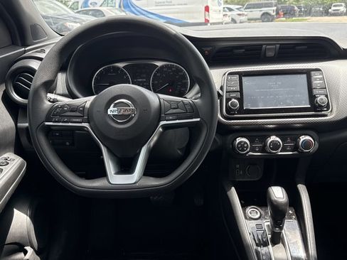 Used 2020 Nissan Kicks S FWD image 4
