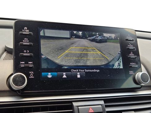 Used 2019 Honda Accord Sport image 19
