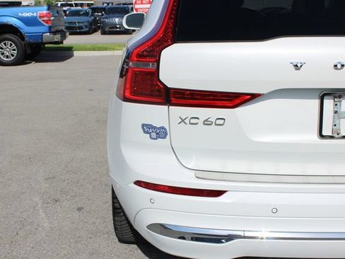 Used 2022 Volvo XC60 B5 Inscription w/ Advanced Package AWD/4WD image 44