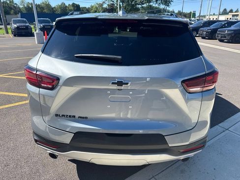 Used 2026 Chevrolet Blazer LT w/ Convenience Package AWD/4WD image 8