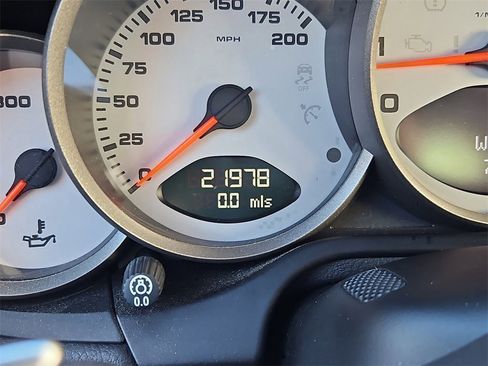 Used 2010 Porsche 911 Carrera S image 13