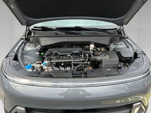 Used 2025 Hyundai Kona SEL AWD/4WD image 20
