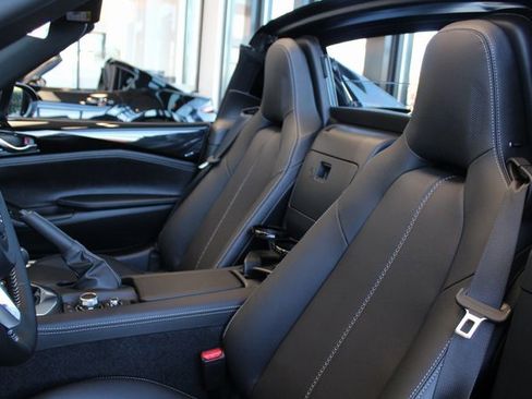 New 2025 MAZDA MX-5 Miata RF Grand Touring image 10