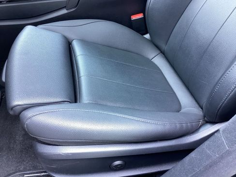 Used 2025 Mercedes-Benz CLA 250 4MATIC image 13