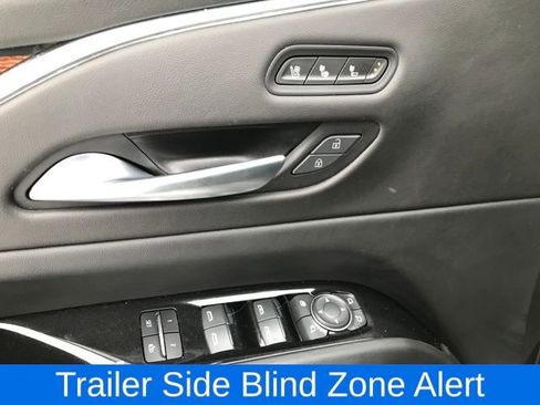 Used 2023 Cadillac Escalade Premium Luxury w/ Performance Package image 17