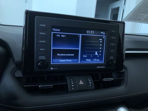 Certified 2022 Toyota RAV4 XLE Premium image 21