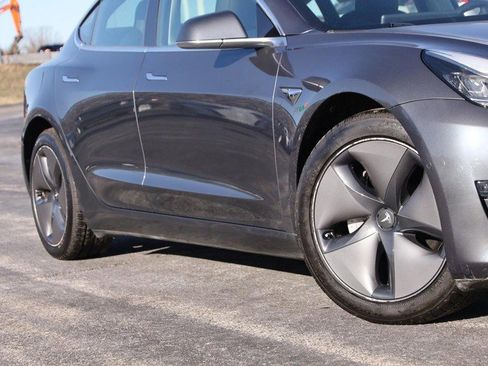 Used 2020 Tesla Model 3 Long Range image 3