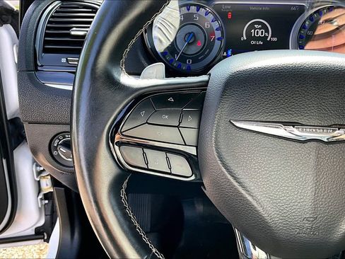 Used 2017 Chrysler 300 S AWD/4WD image 15
