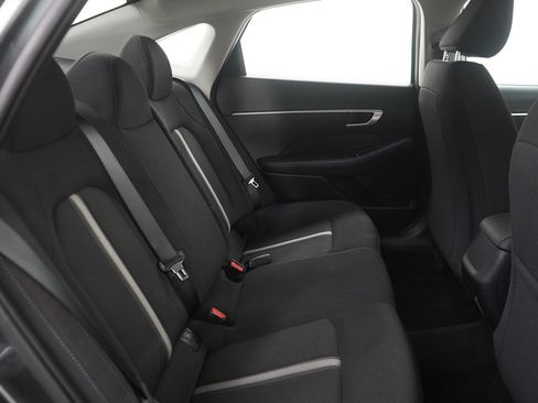 Used 2023 Hyundai Sonata SE w/ Preferred Accessory Package image 12