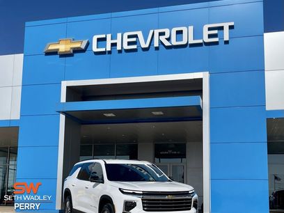 New 2025 Chevrolet Traverse LT w/ Enhanced Driving Package