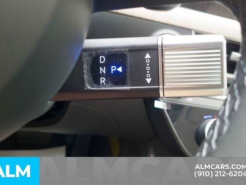 Used 2025 Hyundai Sonata Limited FWD image 29